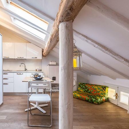 Pretty Oberdan - The Place Apartments Болоня Екстериор снимка
